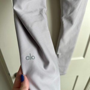 alo Yoga high-waist legging - SMALL - lavender
